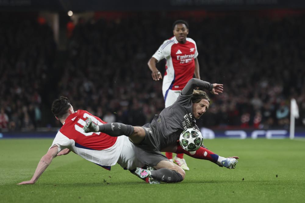 虽然他贡献 虽然他贡献